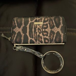 Aldo wristlet in leopard print